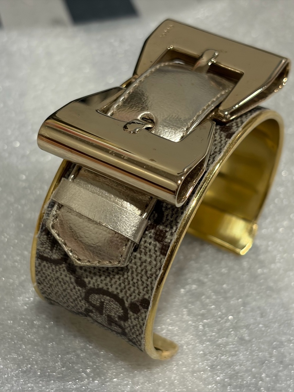 Gucci Gold-Tone Bow Cuff Bracelet with Monogram Canvas Accent - Picture 2 of 5